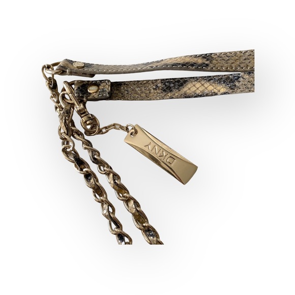 DKNY ᪥ Crossbody Leather Convertible Bag ᪥ Double Chain ᪥ Metallic Python Print - Picture 8 of 16